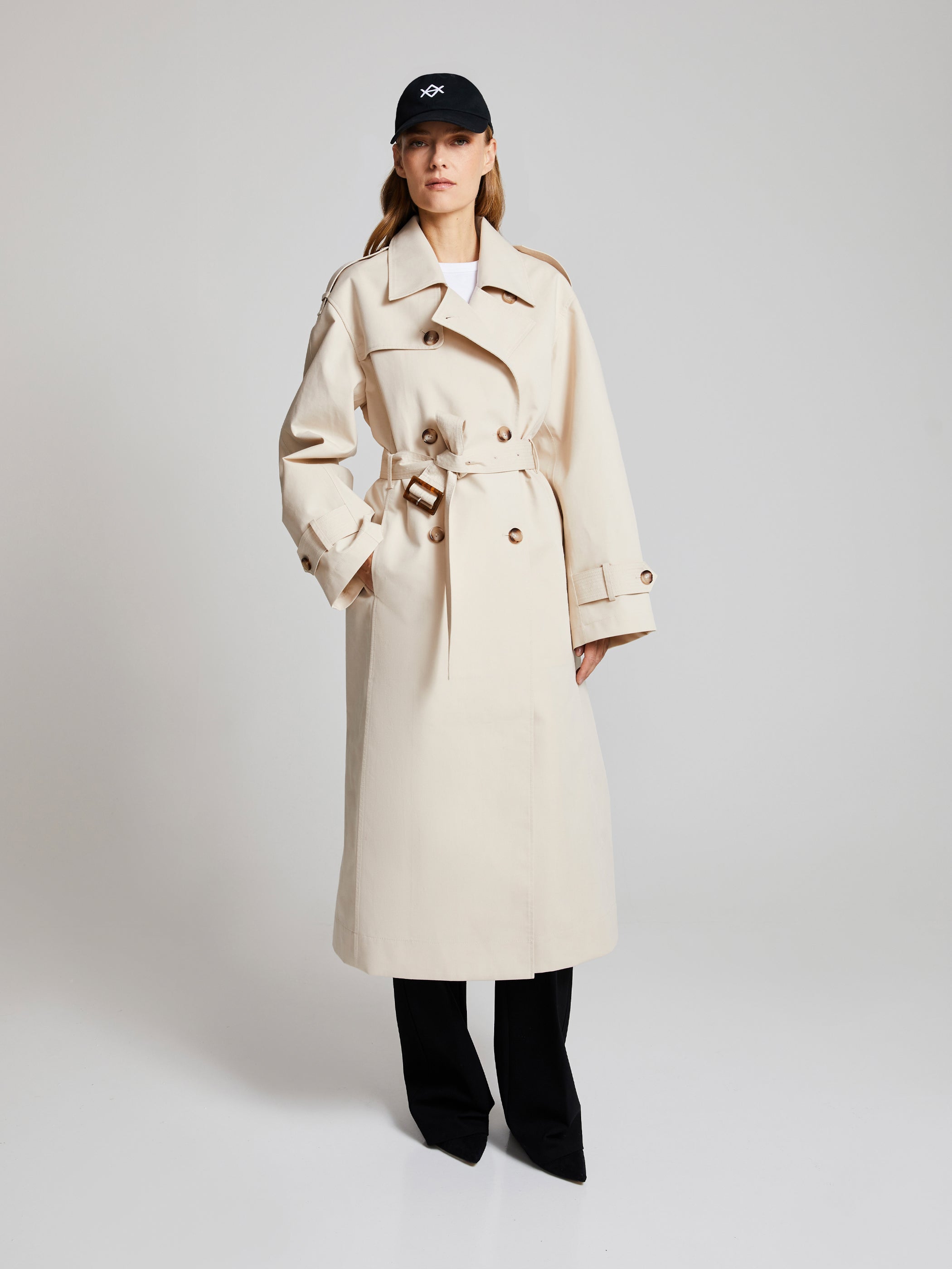 As Seen On Me Naiset: Suela Trench Coat