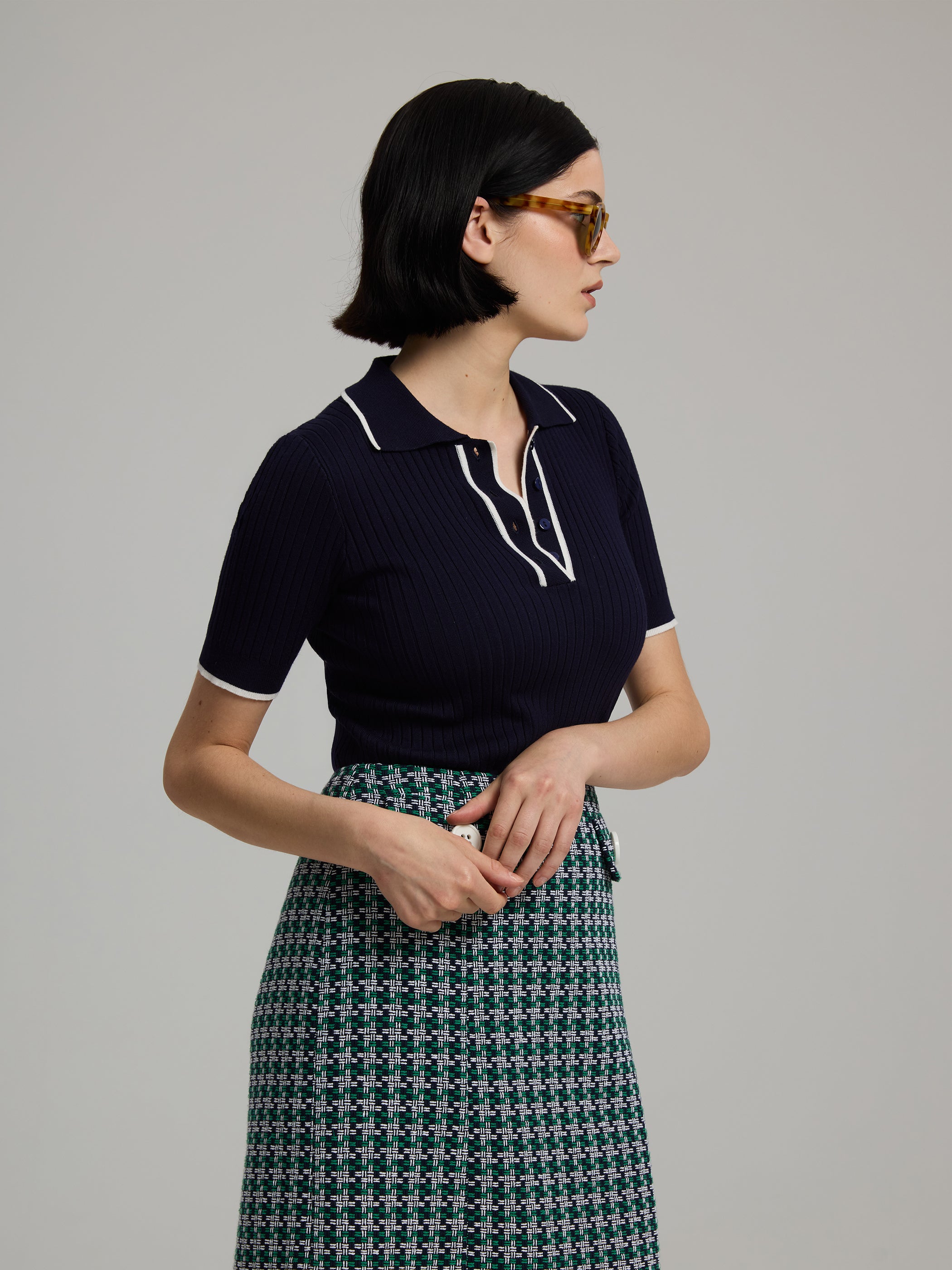 Hattie Neule